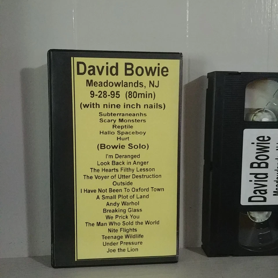 David Bowie & Nine Inch Nails Live In New Jersey 1995 VHS - Image 3 of 3