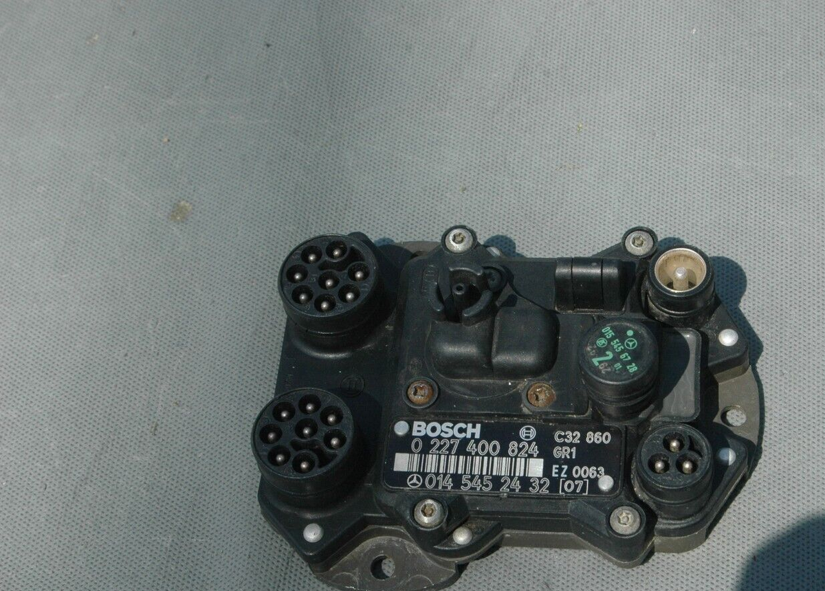 Bosch MERCEDES 300se Ignition Control Module 0227400824