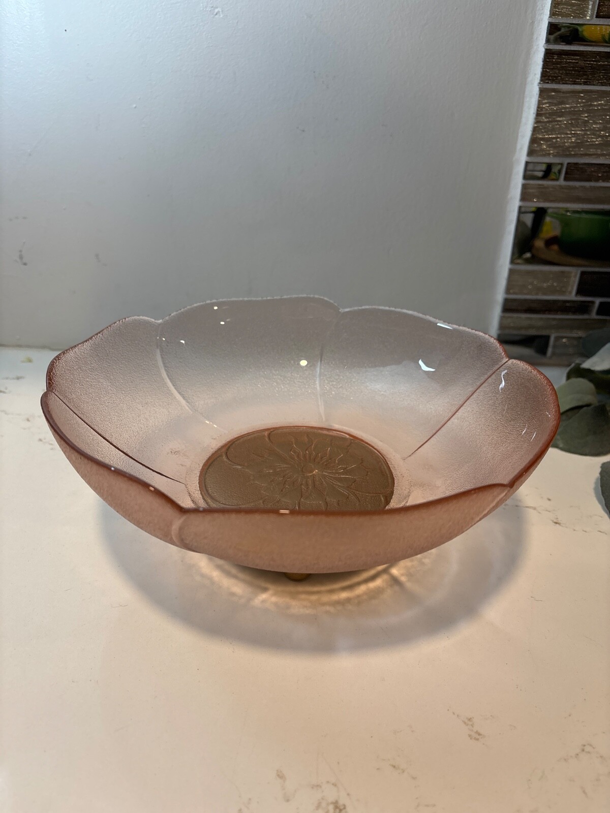 Vintage Arcoroc France Pink Depression Glass Rose Salad Bowl 9 Inch