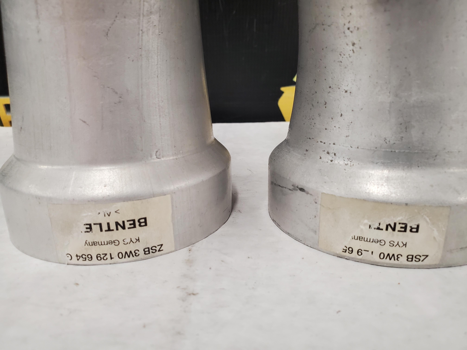 2007 Bentley Flying Spur Air Intake Tube Set Left Right (2) BENTLEY 07 OEM