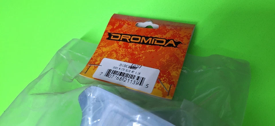 Dromida 4x4 Body Blue & Yellow SC4.18 RC Truck - Image 2 of 2