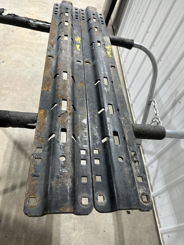 Rieles base Reese para Ford F250 F350 F450 75-16 se adapta a enganche de cuello de cisne de quinta rueda Foto 3 de 4