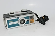 Kodak Brownie Super 27 Camera BLUE, FIRES!