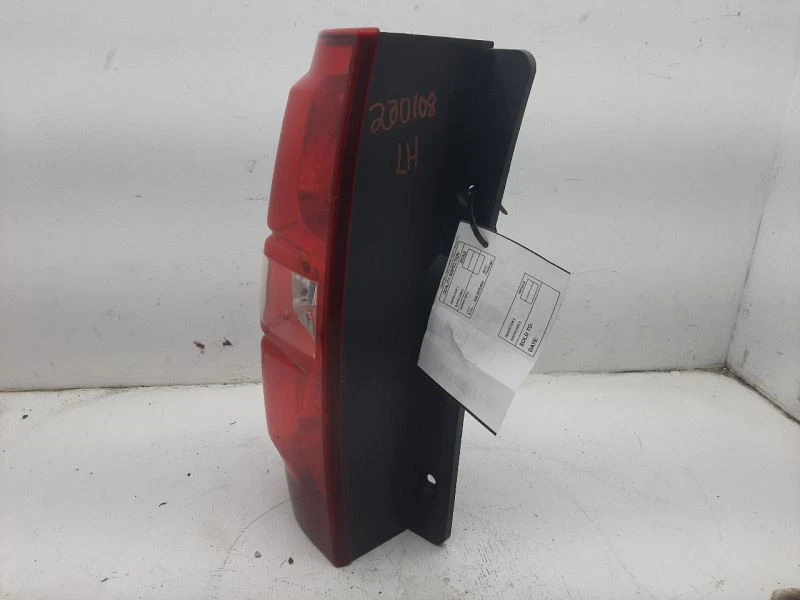 07 08 09 10 11 12 13 14 雪佛兰 SUBURBAN 1500 原始设备制造商后驱动左尾灯 — 第 4/4 张图片
