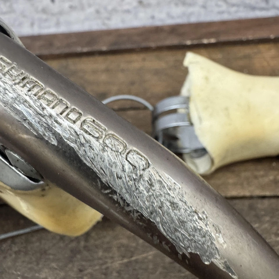 Vintage Shimano 600 BL-6209 Road Brake Levers Pair White Hoods Retro 80s Bike - Image 4 of 4