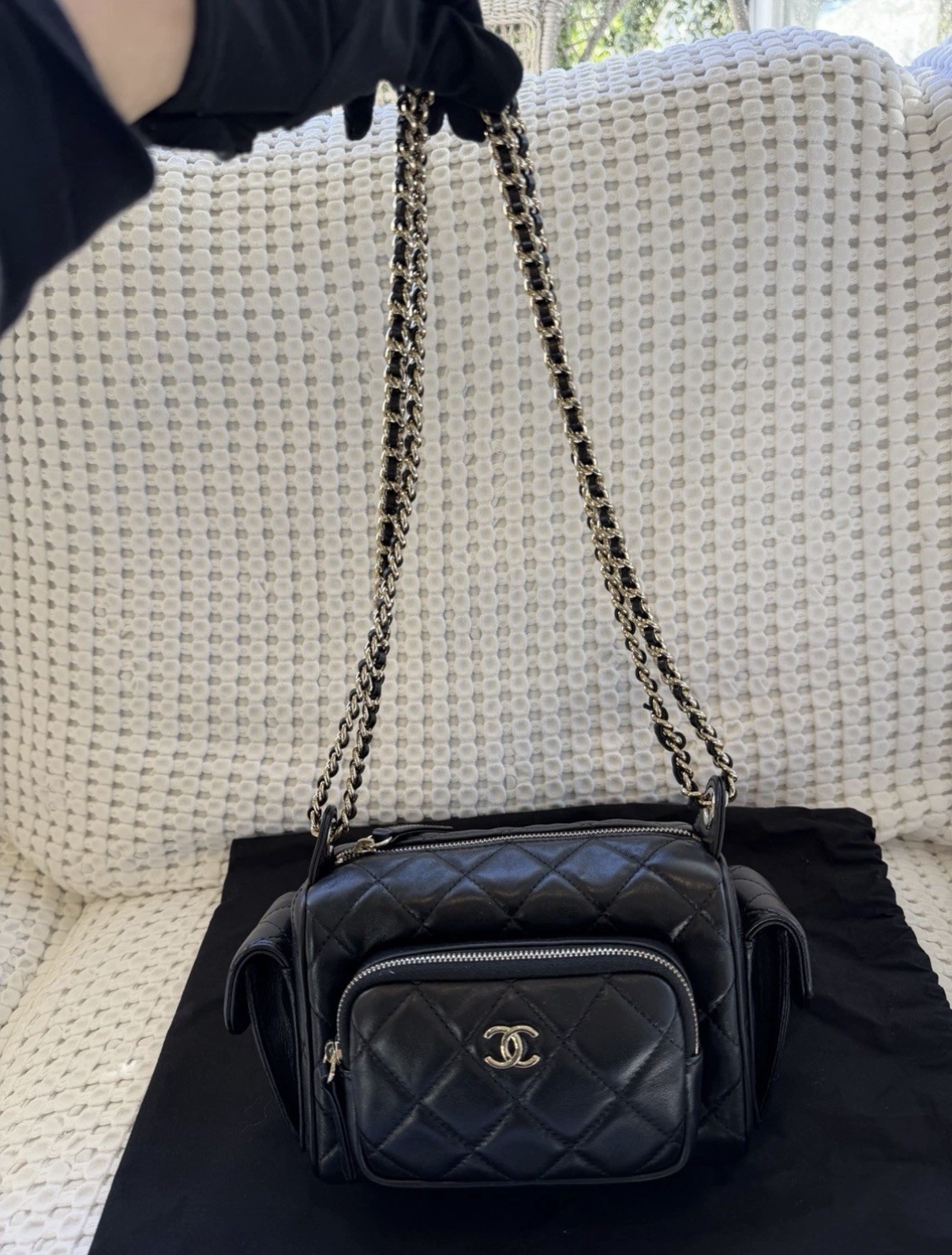 Chanel Multipocket Camera Case Quilted Crumpled L… - image 6