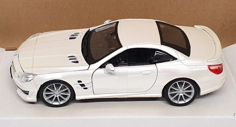 Burago escala 1/24 18-21066 - Mercedes Benz SL65 AMG techo rígido - blanco metálico Foto 3 de 4