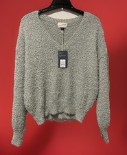 NEW Universal Thread Women's Olive Eyelast Knit Pullover Size Small Sweater NWT