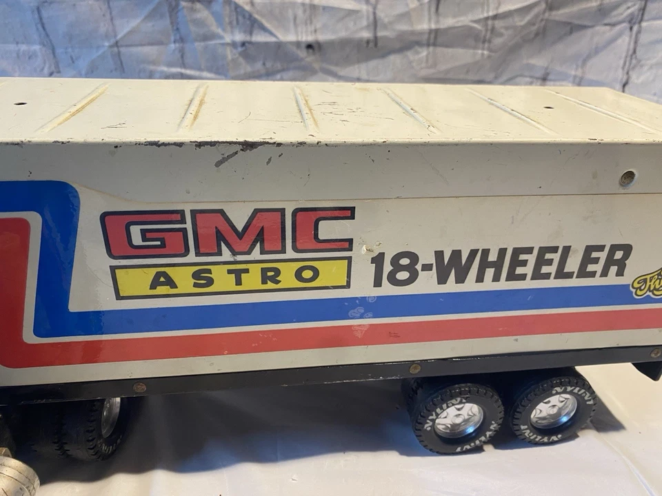 Nylint GMC Astro The Rig 18 Wheeler 1970's - Image 3 of 4