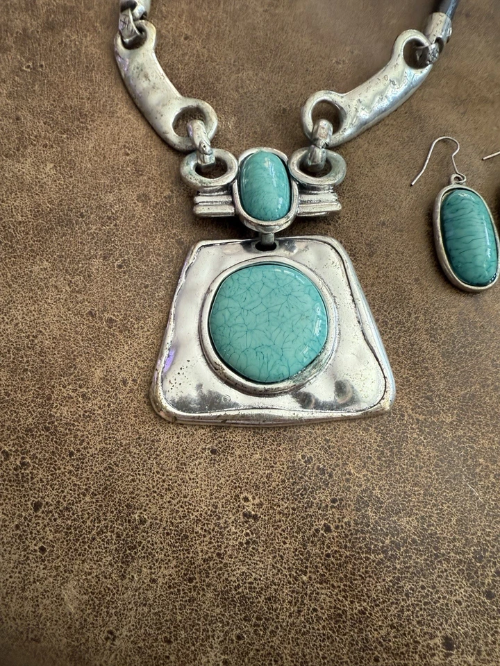Vintage Silver turquoise black choker necklace earrings set heavy pewter metal - Image 4 of 4