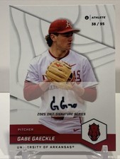 2025 Onit Arkansas Baseball - on card AUTO #S-3 Gabe Gaeckle 38/95