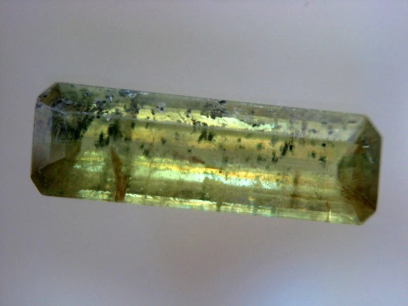 Titanit (Sphen) im Octagon cut mit 1,95 ct. - Bild 3 von 4