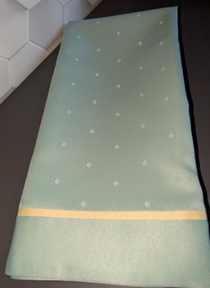 Wunderschöne Tischdecke 84 x 84 cm