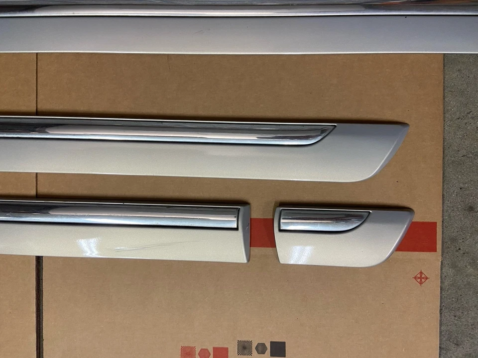 Mercury Grand Marquis 2006-2011 juego de 6 puertas moldeado verde plata Foto 4 de 4