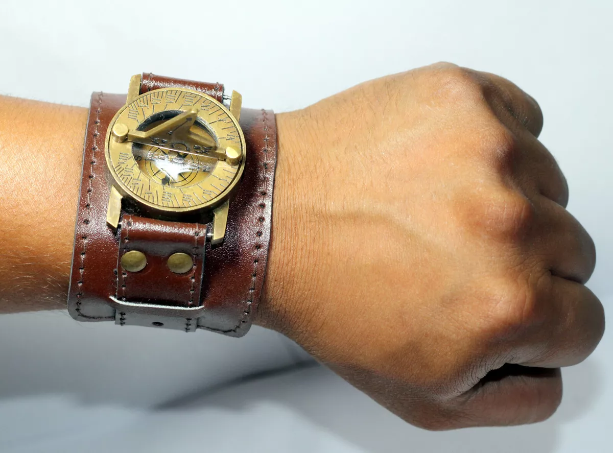 Wrist watch sale with magnetic compass
