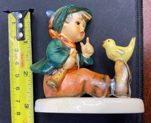 Statuina lezione di canto Goebel Hummel, #63, TMK6, ragazzo seduto con uccellino - Foto 13 di 13