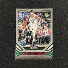 2019-20 Panini Chronicles Giannis Antetokounmpo Playbook Red #178 /149 Bucks