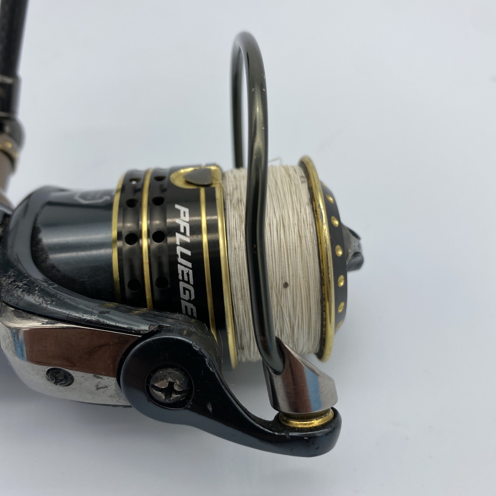 Pflueger Supreme XT 9230xt Spinning Reel  10 Bearings - Fast Shipping!