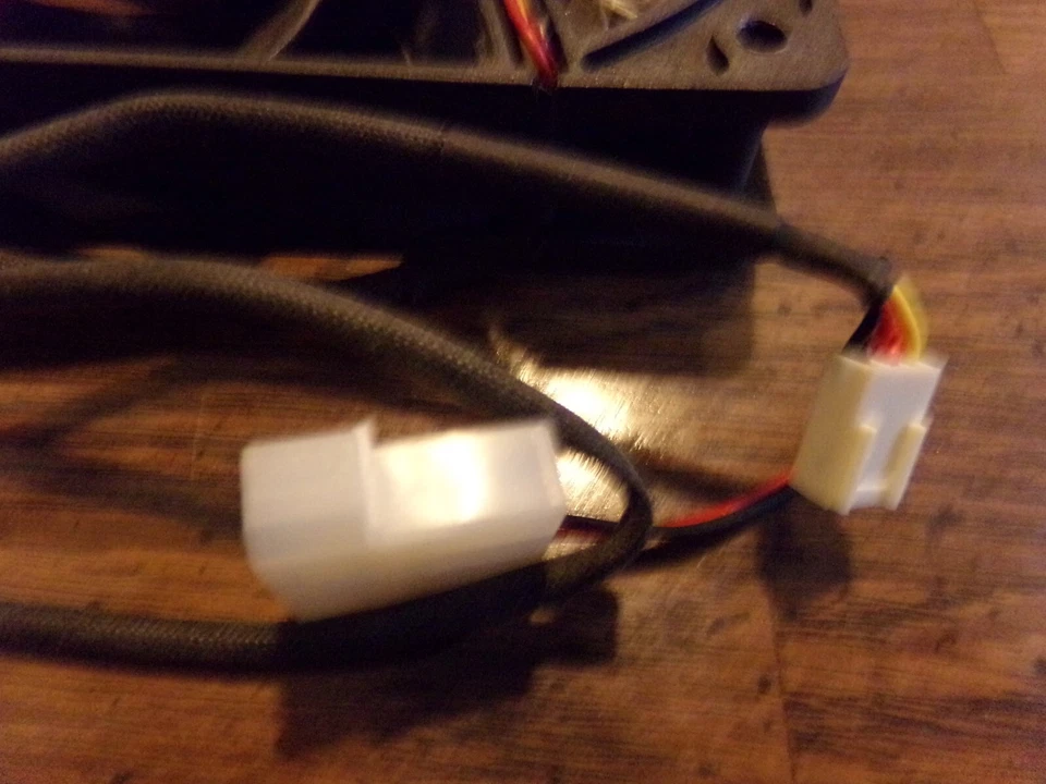 FD12025B1L3/4 COOLING FAN MASSCOOL 12V (2 FANS) - Image 4 of 4