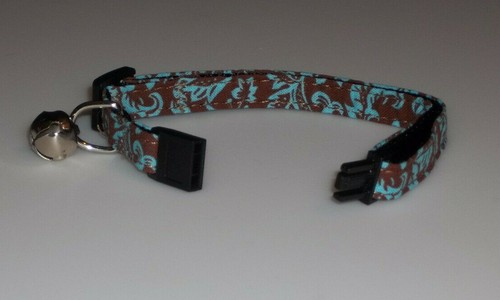 Kitty Cat Safety Collar with Bell in Pink or Blue Chocolate Damask XS or Small - Picture 13 of 21