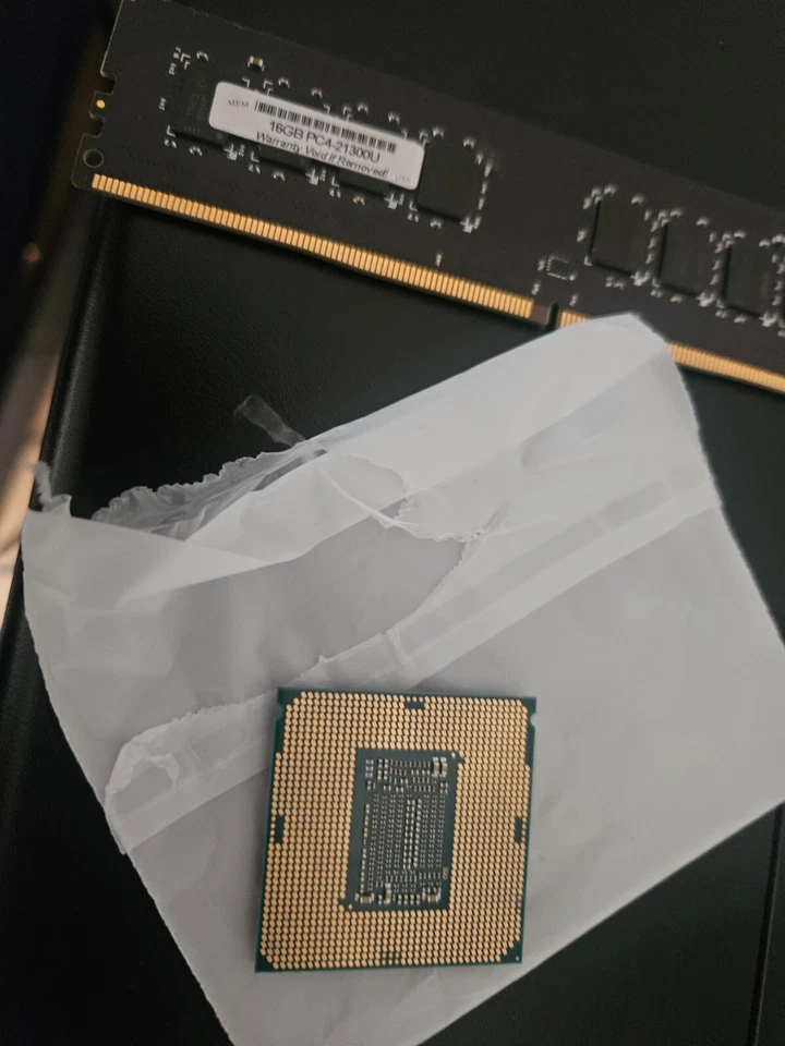 I5-8600K, FACTORY COOLER & 16GB DDR4 (2x) DESKTOP RAM 2666mhz - Image 2 of 3