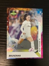 Super Short Print SSP SP SHIMMER FOIL /100 variation insert Bruninha