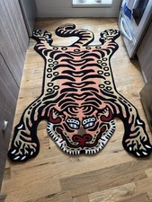 Hand Tufted Tibetan Tiger Rug Animal Skin Shape Rug for Living Room, Bedroom
