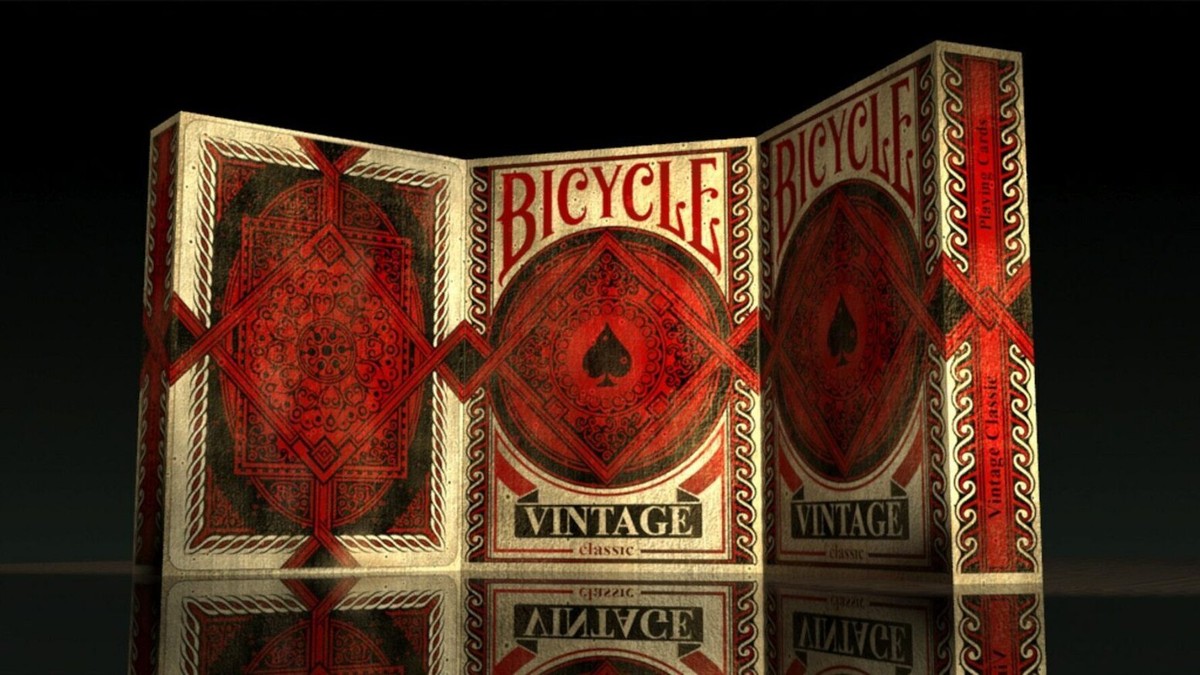 BICYCLE Decades Playing Cards4種 BICYCLE Decades Playing Cards4種 4 BICYCLE VINTAGE CLASSIC