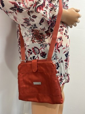 baggallini crossbody Wallet bag Red Fox Multiple Pockets
