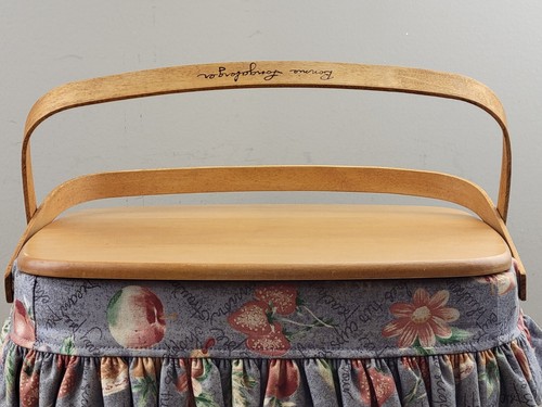 Longaberger 1998 Grandma Bonnie's Two (2) Pie Basket w/ Lid, Liner, & Protector - Picture 7 of 11
