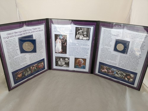 GB Official Queen Elizabeth II Platinum Jubilee Coin & Stamp Set