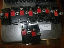 2 Bulldog ITE Gould Pushmatic 31115 P115 15-AMP 1-P 120/240-Volt Circuit Breaker