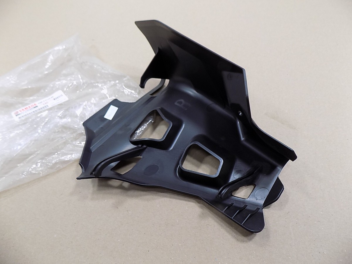 Yamaha Grizzly Kodiak Right Front Axle Guard Cover 1HP-F3133-00-00