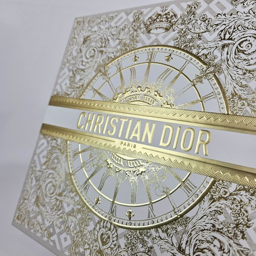Christian Dior Caja de Regalo Vacía Contenedor Vacaciones 2024 8”x8”x4” - Imagen 7 de 10