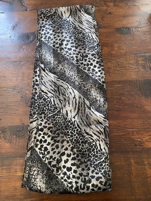 Brand-new Woman’s Scarf Head Wrap Animal Print  63x10