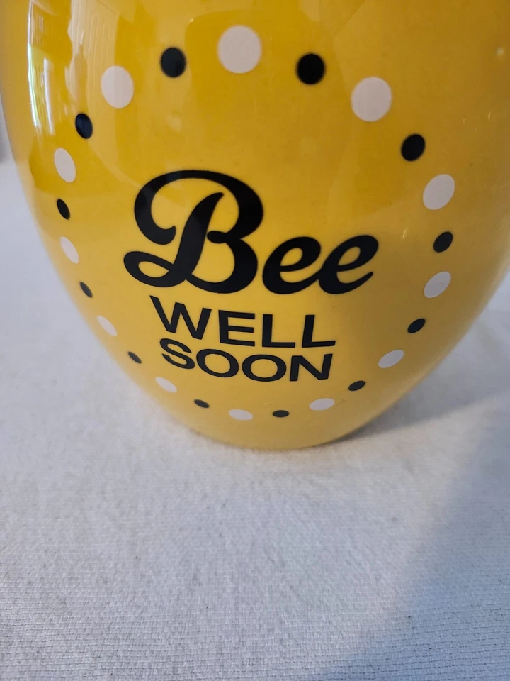 Teleflora's Garden of wellness, amarillo, abeja bien pronto Foto 2 de 4