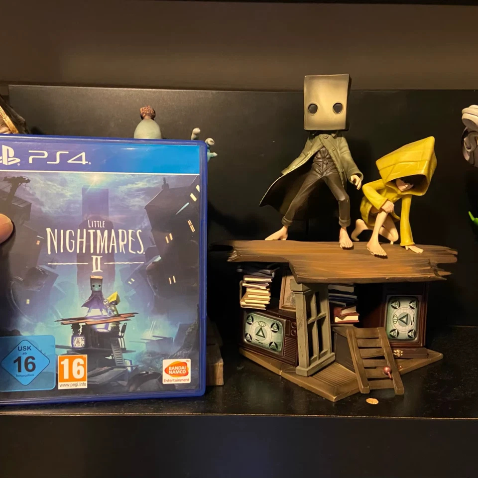 Little Nightmares Mono & Six Collectible Figure Diorama 8.85" Statue Game Art - Image 2 of 4