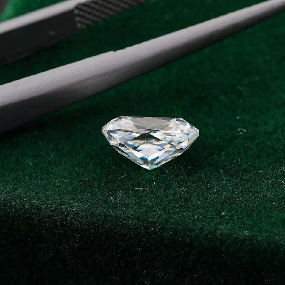 EGL Lab-created Loose Diamond 1.35 Carat H / VVS2 Cushion Cut 7.8 x 5.8 mm R71 - Image 4 of 4