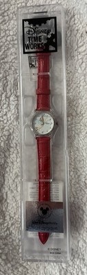 Walt Disney World Tinkerbell Watch Quartz Time Works Christmas Special Edition