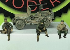 Unimax*U.S. Jeep Willy*2003* Damiler  Chrsyler*1944 1:32*No box*W/ 3 Soldiers