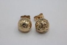 Fine 14K Yellow Gold Diamond Cut Hollow Ball Stud Earrings for Pierced Ears