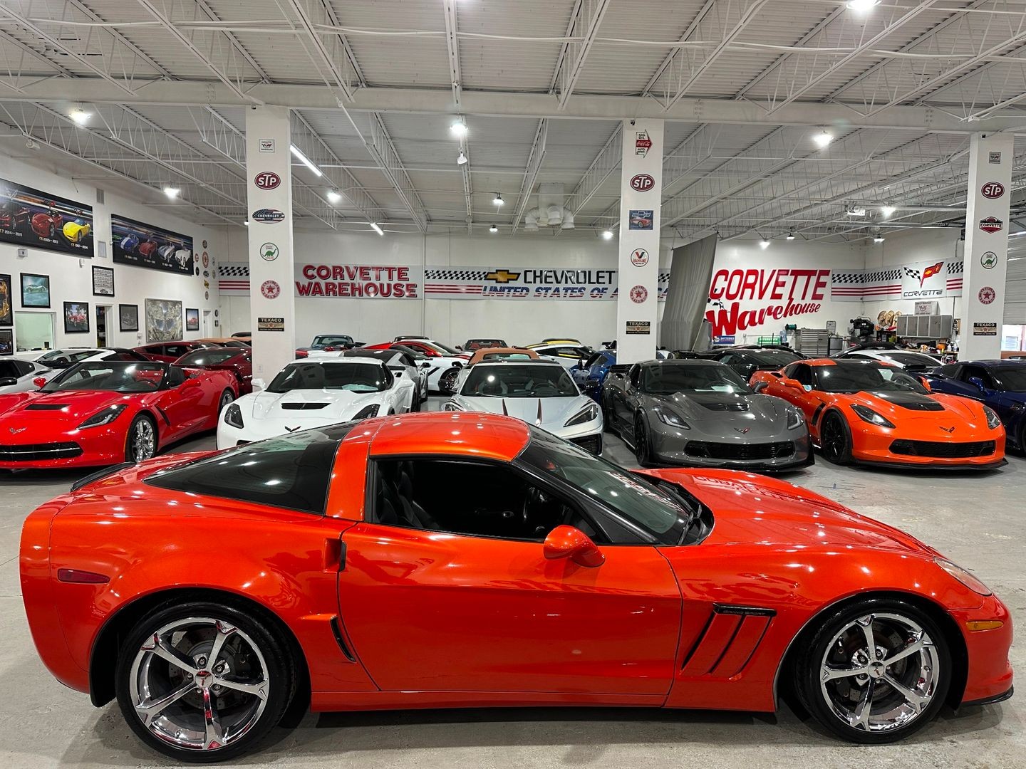 2012 [28U] Inferno Orange Metallic Chevrolet Corvette   | C6 Corvette Photo 7