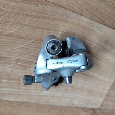 Dérailleur arrière Shimano 105 RD-1055 aluminium vélo vintage course 1980s Japon - Photo 1/4