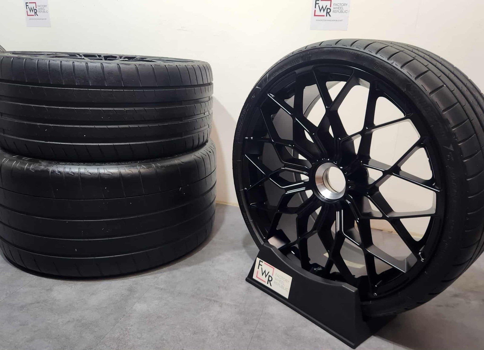 20" LAMBORGHINI HURACAN STO HEK FORGED WHEELS RIMS TIRES  4T3601017