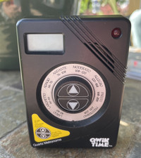 Real Nice The Qwik Time Quartz Digital Metronome
