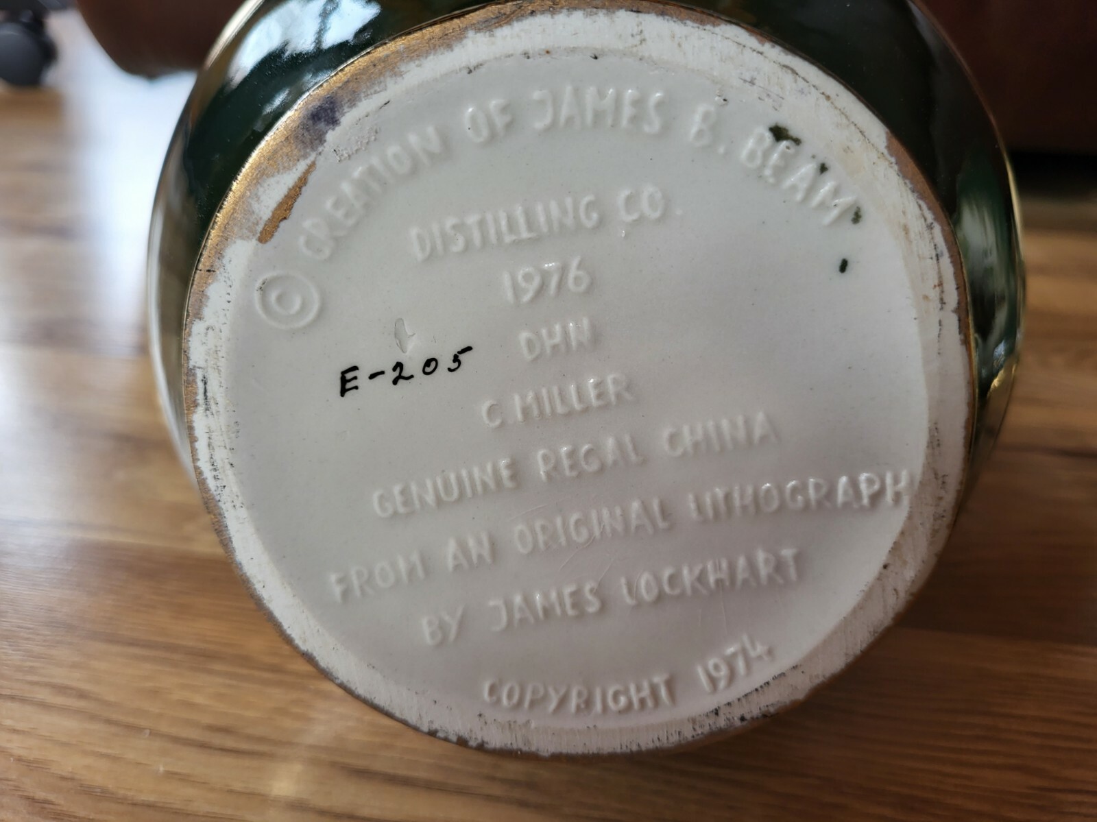 Vintage 1976 Creations Jim Beam Litho James Lockhart Squirrel Decanter & Mugs