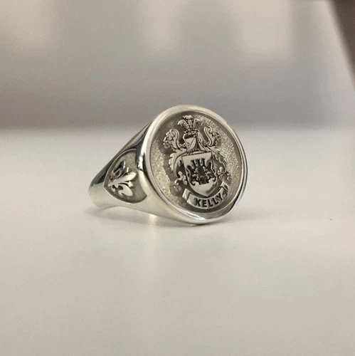 Custom Silver Signet Ring with Family Crest - Engraved Coat of Arms Jewelry