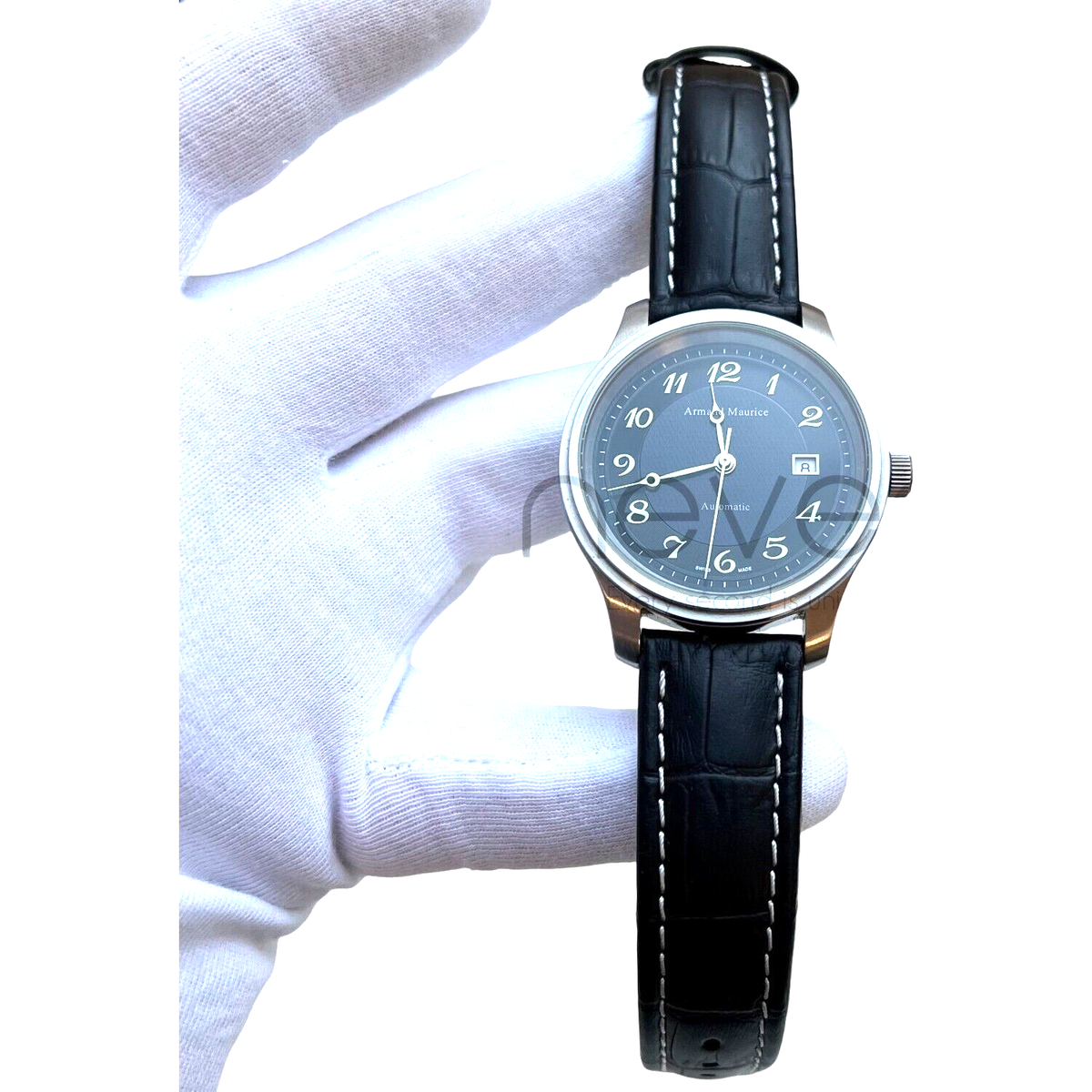 ARMAND MAURICE -SWISS MADE -3 ATM SAPPHIRE -AUTOMATIC- STAINLESS STEEL  Ø42MM