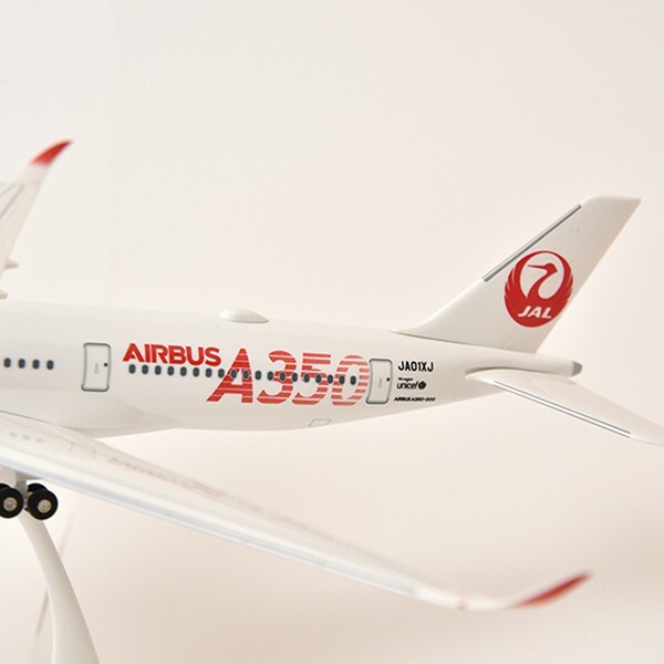 JAL Airbus A350-900 Model plane 1/200 Unit 1st Snap-in model