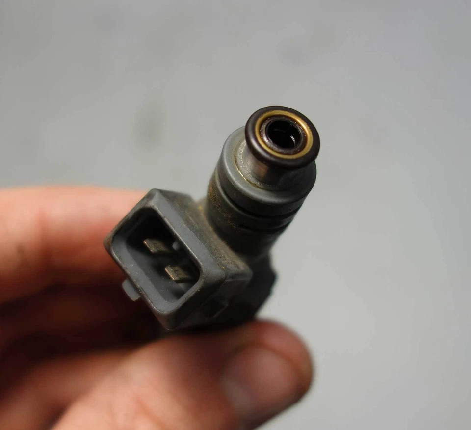 BMW E39 540 E38 740 M62TU V8 1999-2003 Inyector de combustible Bosch de fábrica único OEM Foto 3 de 4